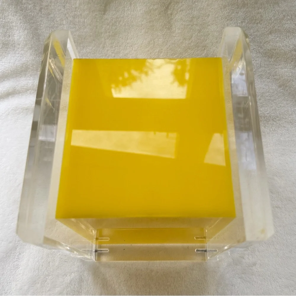 Rare Vintage L & R Enterprises MCM Lucite Yellow Clear Tissue Box Holder Lid